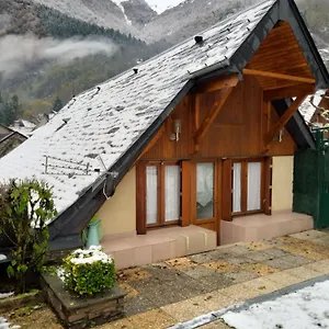  Hébergement de vacances Petite Maison De Montagne Avec Jardin